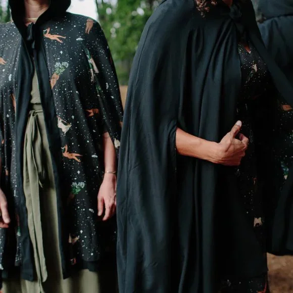 Hooded cape w/ unique "Protection Spell" reversible custom witch print - Picture 14 of 14